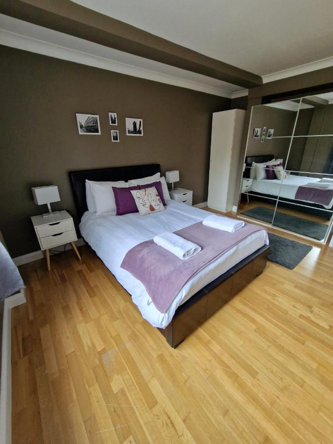 3 Bedrooms Flat Near Russell Square Londra Exterior foto