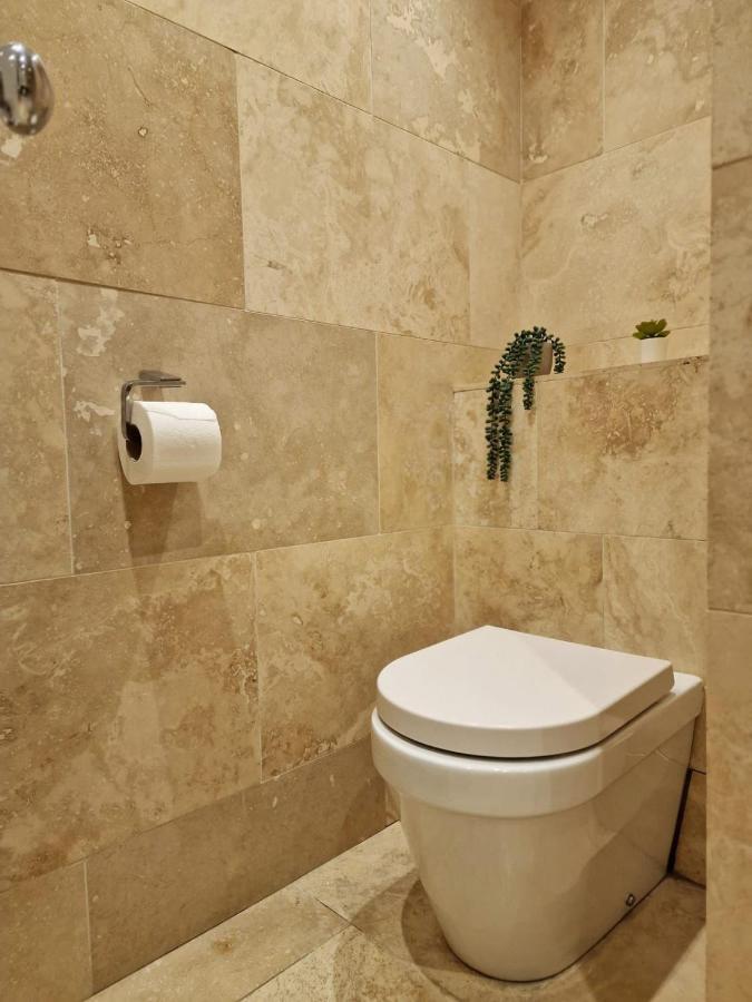 3 Bedrooms Flat Near Russell Square Londra Exterior foto