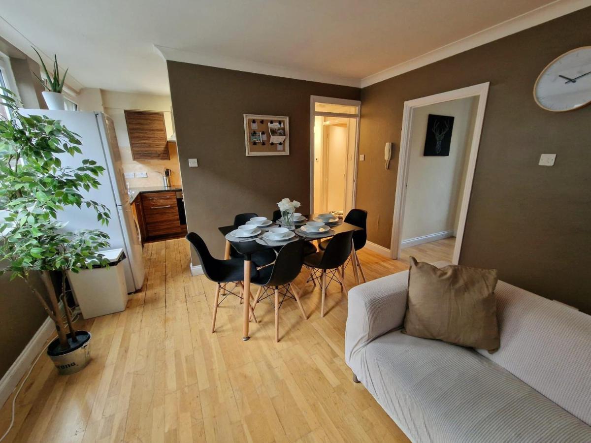 3 Bedrooms Flat Near Russell Square Londra Exterior foto