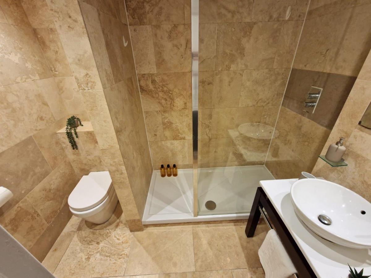 3 Bedrooms Flat Near Russell Square Londra Exterior foto